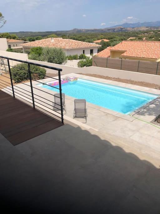 Villa Neuve Avec Piscine โบนิฟาซิโอ ภายนอก รูปภาพ