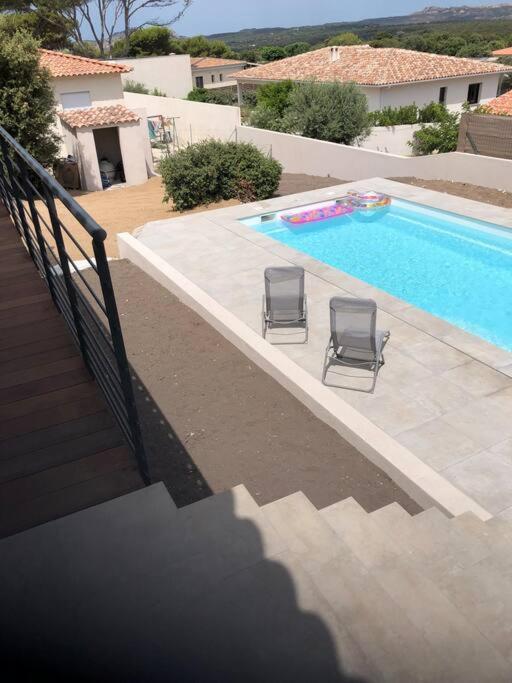 Villa Neuve Avec Piscine โบนิฟาซิโอ ภายนอก รูปภาพ